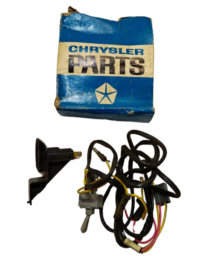 Dodge Plymouth Valiant Cuda 1968-1969 mapa de cortesía paquete de lámpara ligero nuevo en stock 2947269 Foto 2 de 4