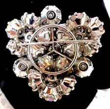 Rare SCHREINER NY Unsigned Aurora Borealis Crystal Rhinestone Domed Brooch Pin