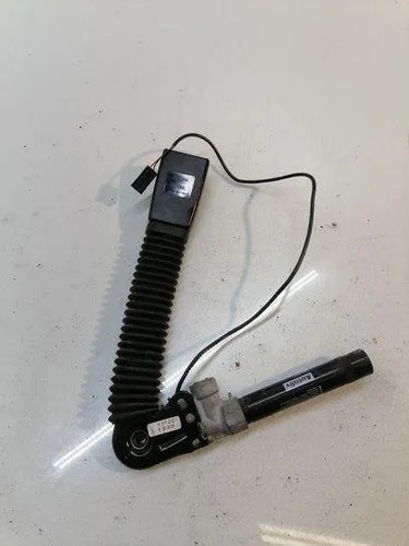 BMW 5 Touring E61 Sitzschnalle vorne links 9117240 2.00 Diesel 130kw 25726921