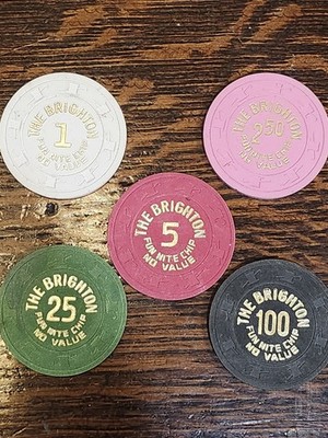 The Brighton Casino & Hotel Atlantic City NJ Set of 5  No Cash Value Chips 1980