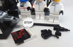 Lego McLaren Mercedes Pit Stop 75911 Speed Champions 100% Complete Set 332 Piece
