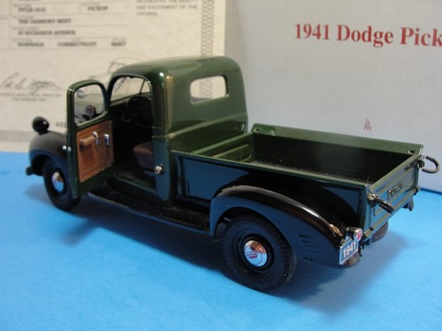 Danbury Mint Grün 1941 Plymouth Pickup Lkw 1:24 Die Schloss Original Kiste & COA - Bild 3 von 9