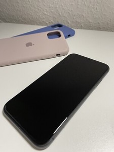 Apple iPhone 11 A2221 (CDMA + GSM) - 64GB - Schwarz (Ohne Simlock) (Dual-SIM)