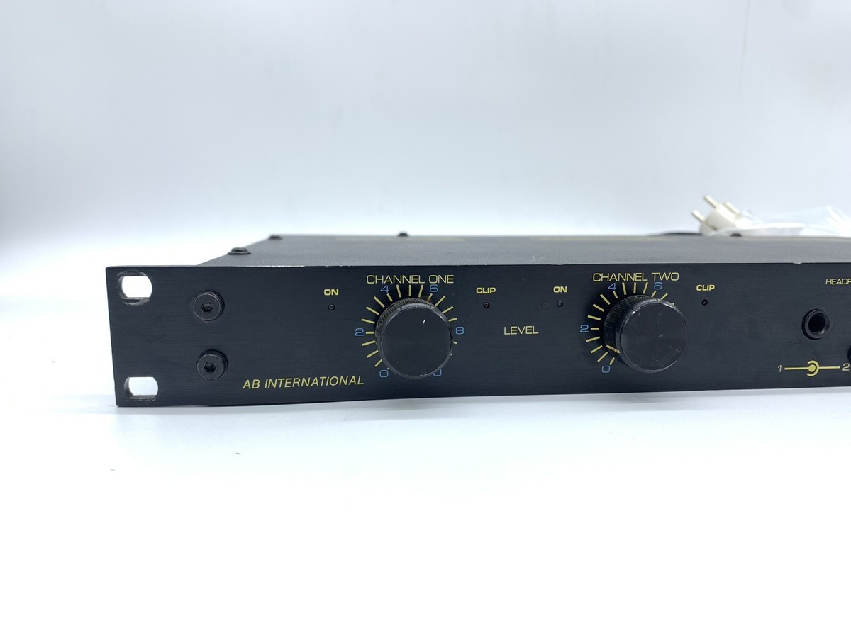 AB International Professional Series 200 Amplifier