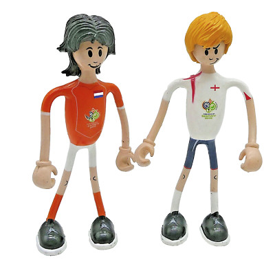2 x 2006 Germany Fifa World Cup Biegefigur Fußball Figur Werbefigur ca.14,5 cm 