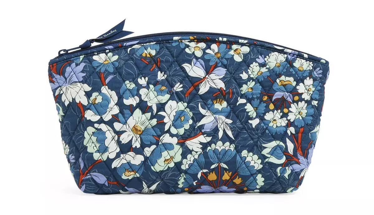 Vera bradley clearance grand cosmetic bag
