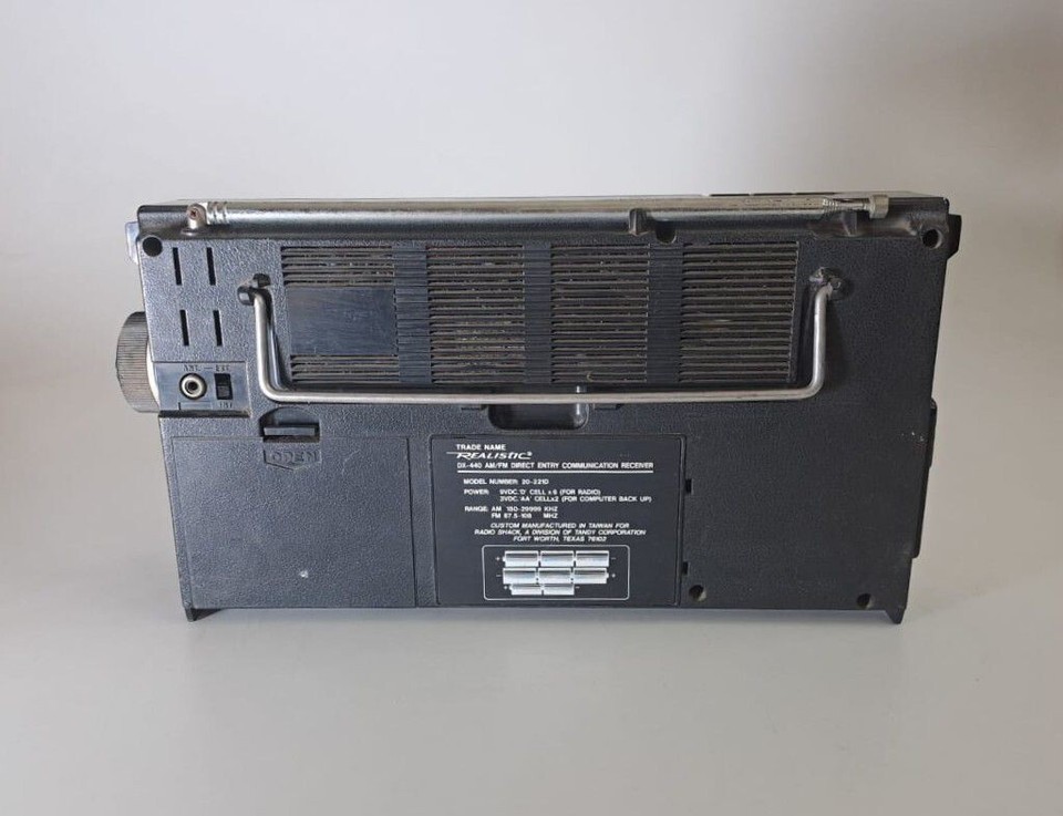 Realistic DX 440 AM/FM Direct Communication Receiver Vintage Radio As ...