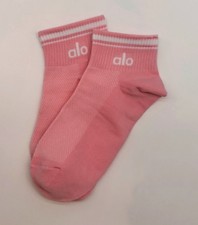 Size L Pink ALO Yoga Half-Crew Socks All Seasons Athletic Socks New without tags