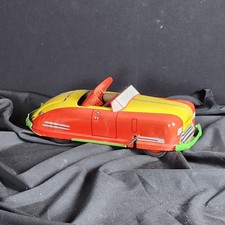 VERY NICE LARGE VINTAGE 1940's WYANDOTTE PRESSED STEEL WIND UP CONVERTIBLE