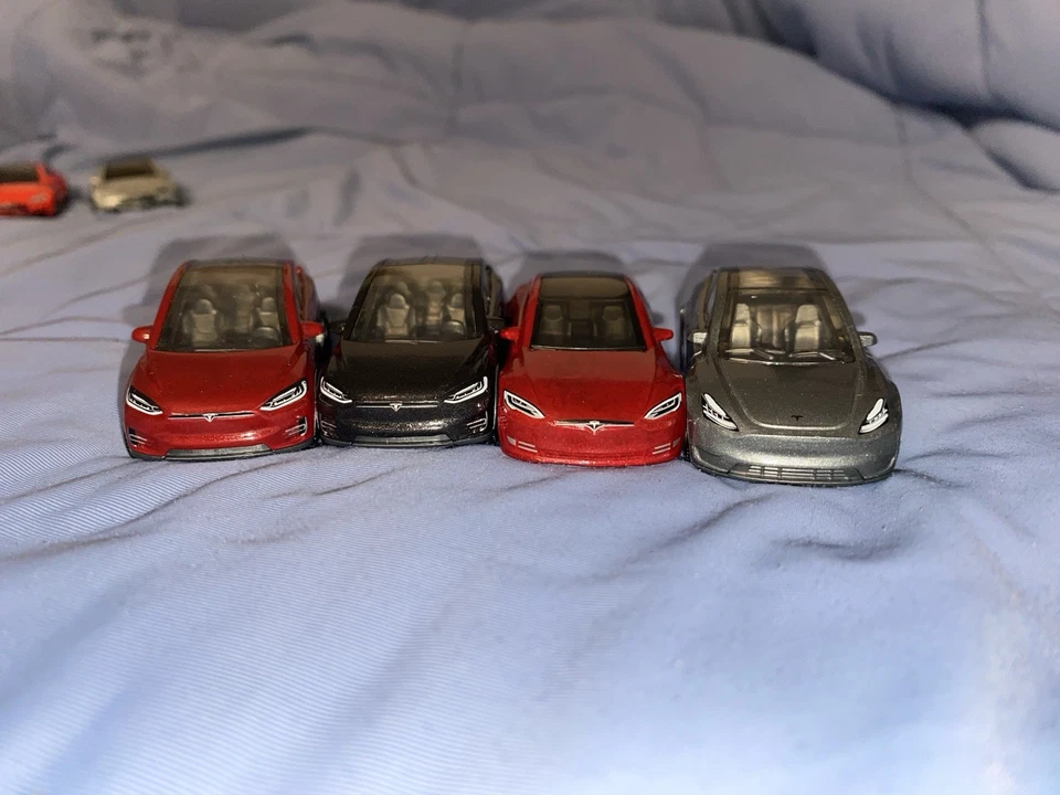 Tesla Lote Varios Modelos y Años Sueltos 1:64 Foto 2 de 4
