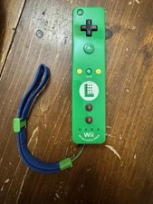 Nintendo Wii U Luigi Green Remote Motion Plus Controller + Strap RVL-036