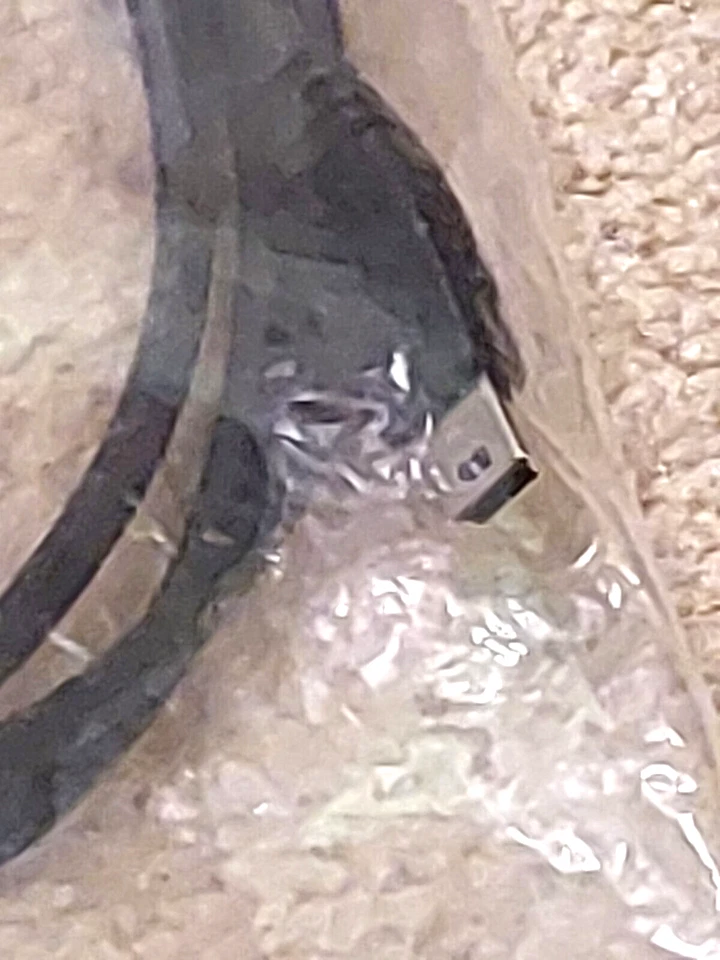 Cable de datos de alta calidad TOMTOM GPS VIA 1605 1605M 1605TM M TM ¡Nuevo!! Foto 3 de 4