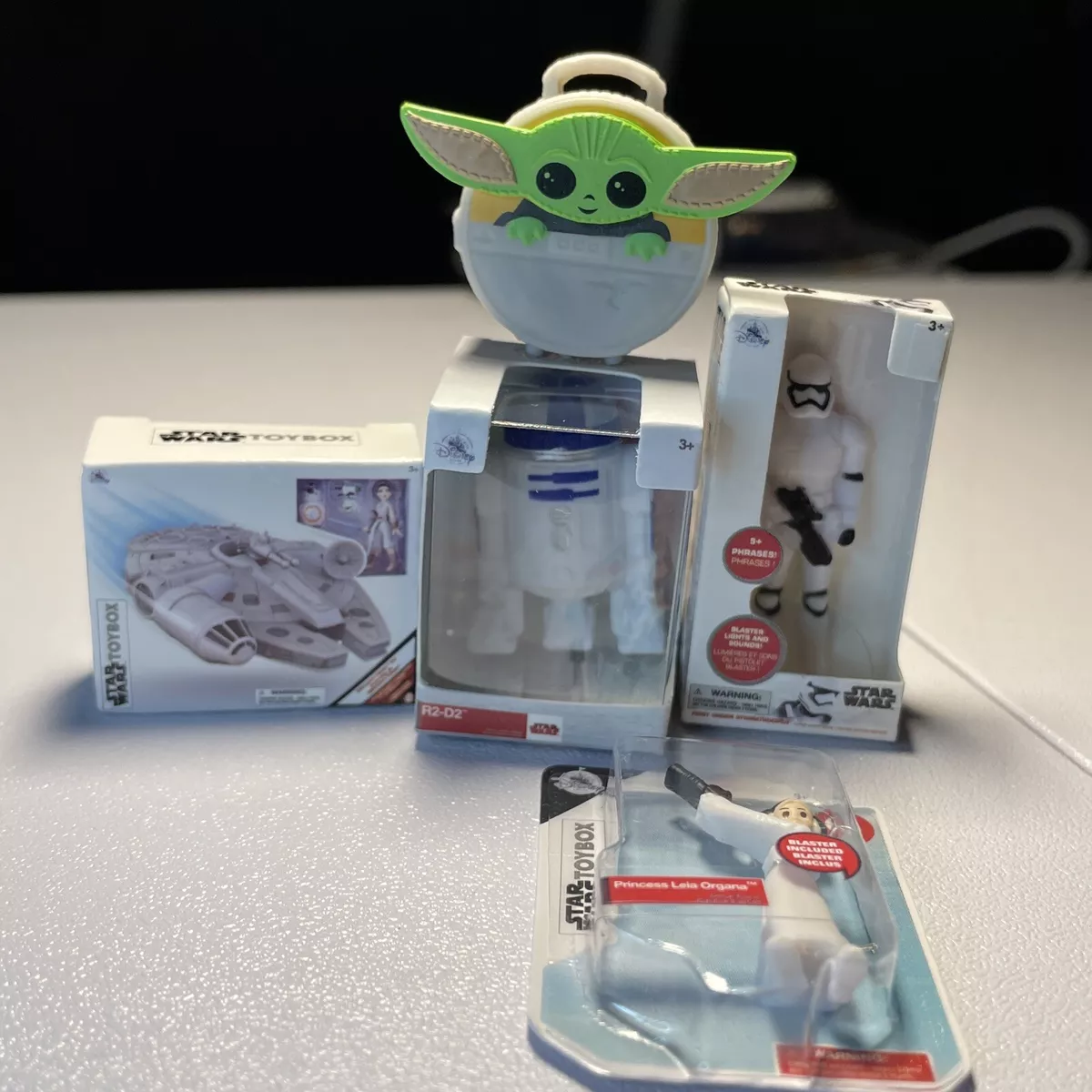 Disney Store Mini Brands 5 Mystery Ball Set Of 5 STAR WARS Baby Yoda GROGU Leia