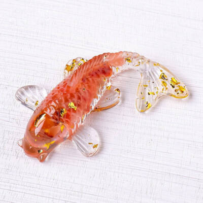 Natural Quartz Crystal Chip Stone Koi Carved Drop Glue Lucky Fish Resin Ornament