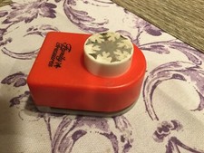SNOWFLAKE SINGLE PAPER PUNCH FAMILY TREASURES