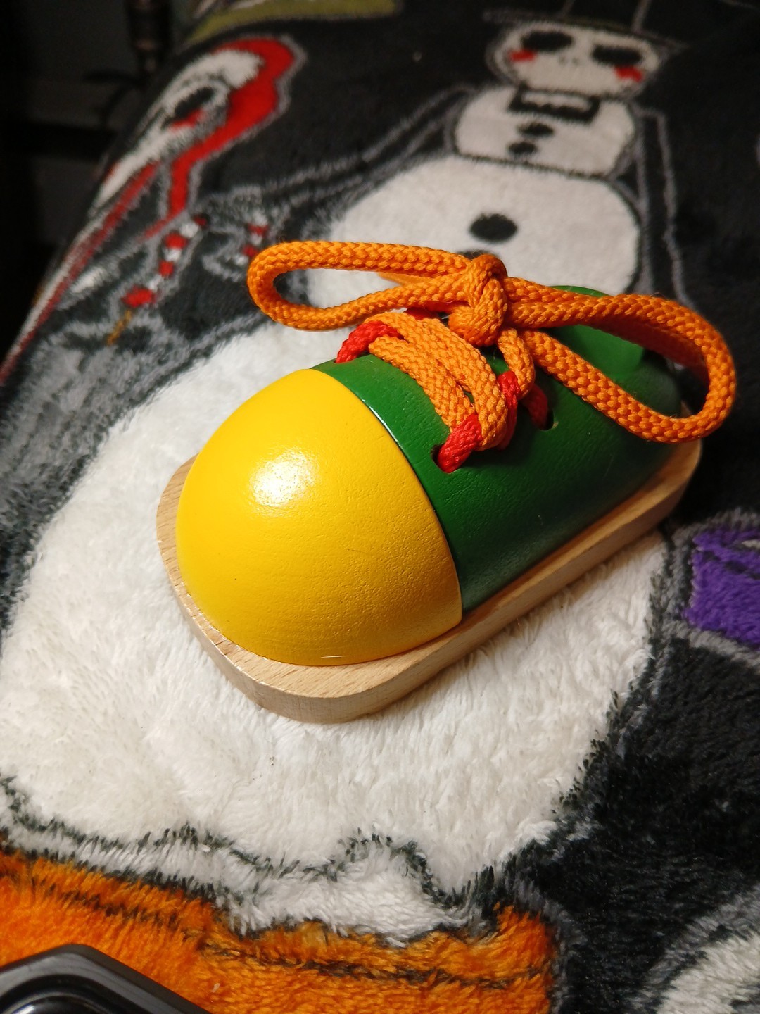 Fake Wooden Shoe Learn To Tie For Toddlers