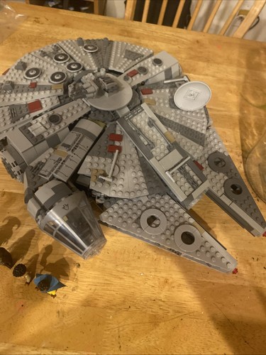 LEGO Star Wars: Millennium Falcon (75257) Complete No Box No ...