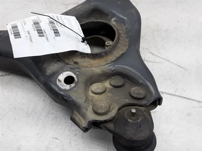 Brazo de control inferior del conductor rueda delantera 6 tacos 01-07 GMC SIERRA 1500 PICKUP 12478067 Foto 3 de 4