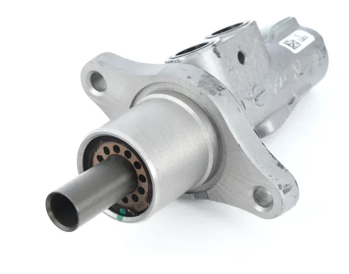 MINI COOPER R50, R53 Master Brake Cylinder 34336785667 6785667 NEW GENUINE - Image 3 of 4