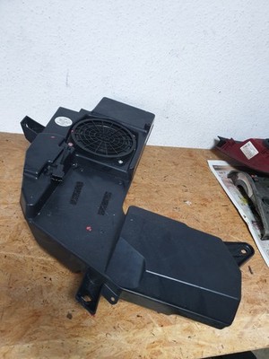 Bassbox Audi A4 Kombi Subwoofer 8E903538203S