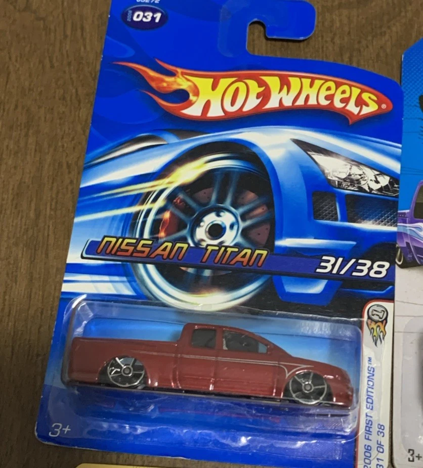 Bonito lote de 5 Nissan Titan Hot Wheels Foto 2 de 4