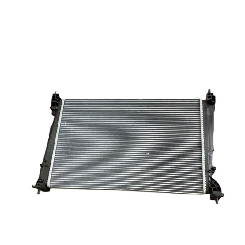 Radiateur de remplacement Valeo 735040 pour Opel Corsa D