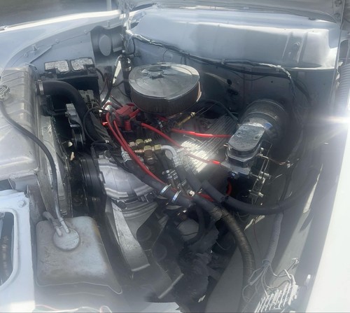 1956 Ford Fairlane New paint New A/C/ MUSTANG V8-AUTO - Picture 8 of 12
