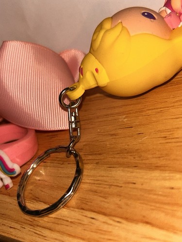 3 Girly Items. Disney Princess Aurora Keychain. Rubber Unicorn Ring. PinkHairBow - Picture 7 of 13