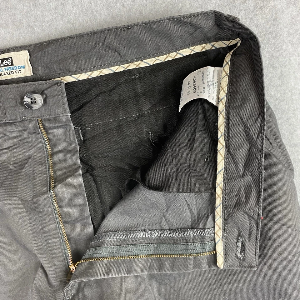 Lee Chino Pants Mens W36 L32 Grey Total Freedom Relaxed Fit Straight Leg Khakis - Image 4 of 4