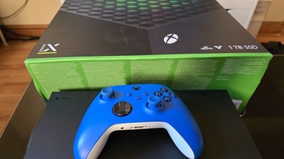 Microsoft Xbox Series X 1TB Konsole BUNDLE + SPIELEBIBLIOTHEK