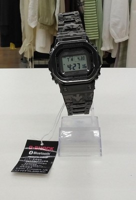 CASIO GMW-B5000 G-SHOCK