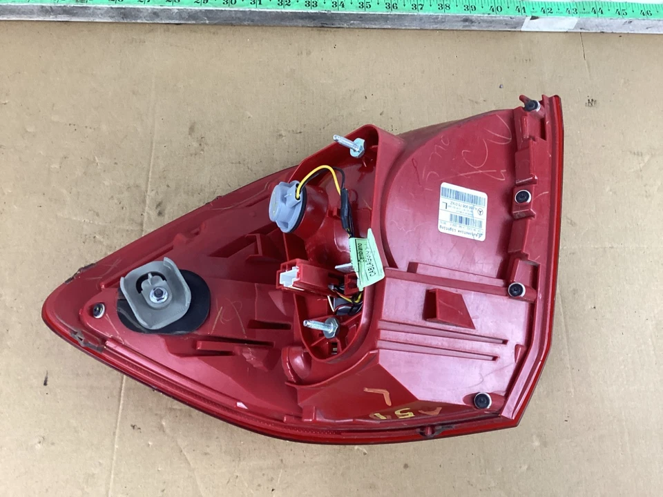 Luz trasera exterior lateral izquierda Mercedes Benz GL450 X166 2013-2016 FABRICANTE DE EQUIPOS ORIGINALES Foto 4 de 4