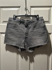 Levi's Women s 501 Gray Frayed Hem Button Fly High Rise Denim Shorts Size 31