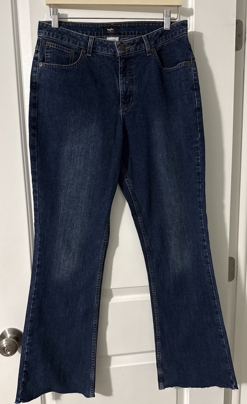 Mossimo (Target) Women’s Jeans Size 10 – Bootcut – Medium Wash