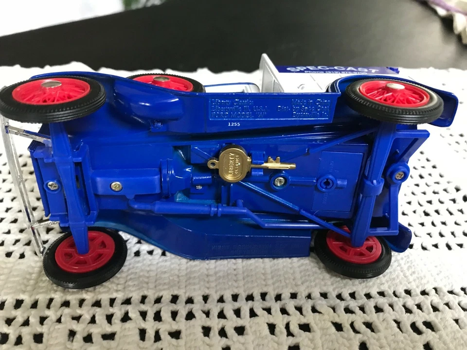 Banco camioneta pickup modelo A Spec-Cast Dyersville Iowa nuevo en caja Liberty Classics Foto 3 de 4