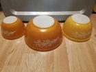 VINTAGE PYREX BUTTERFLY GOLD MIXING BOWL #401 402 403 NESTING BOWL SET OF (3)