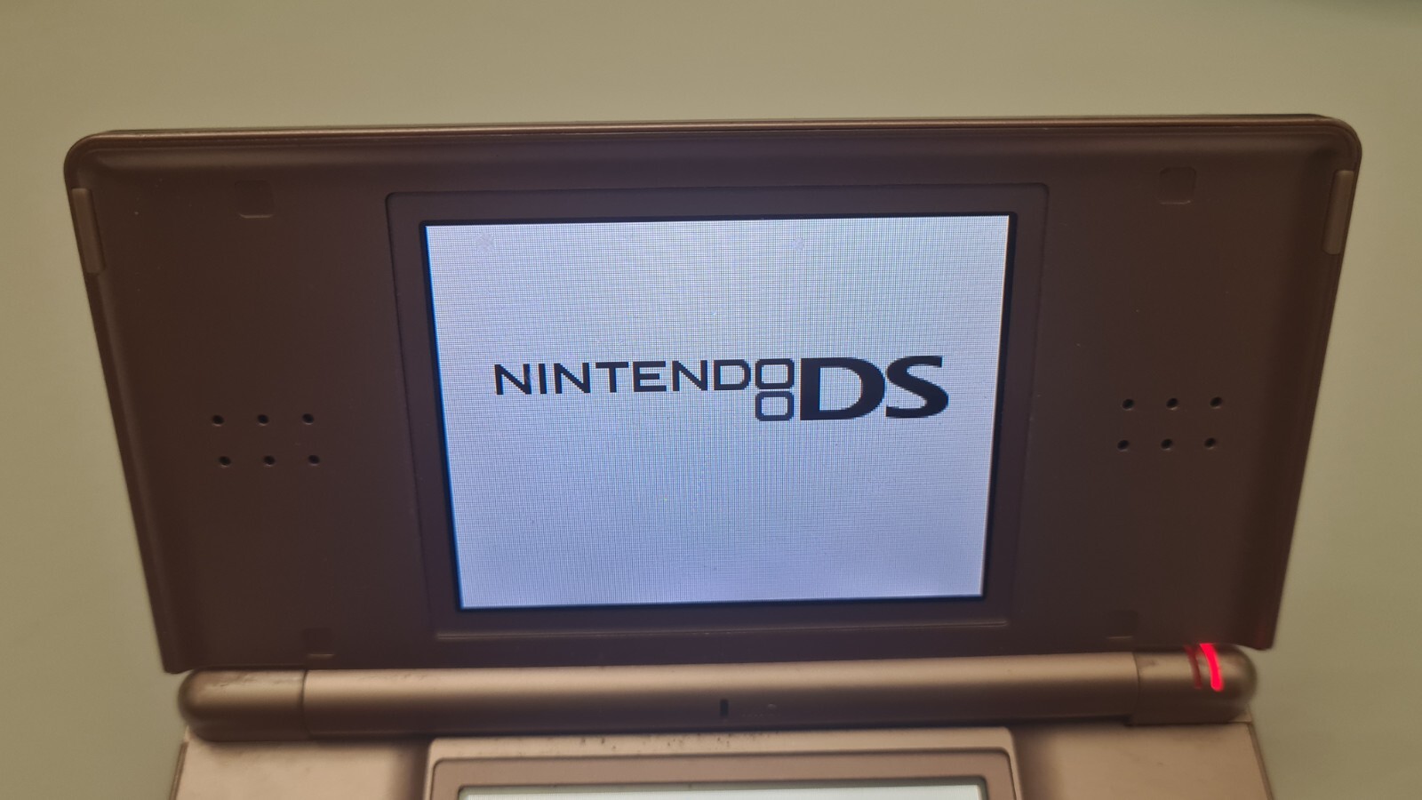 Nintendo DS Lite Handheld Console - Coral Pink