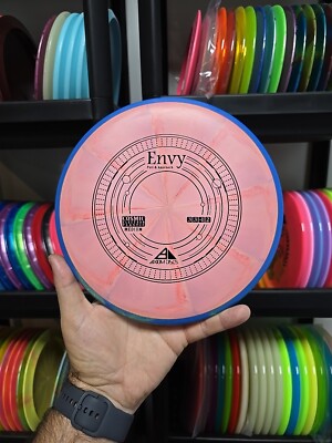 Axiom Cosmic Electron MEDIUM Envy 170g mvp Discs Golf Putter Approach Disc