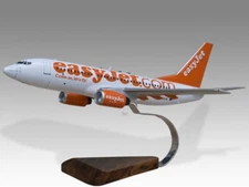 Boeing 737-700 EasyJet Desk Wood Airplane New Model Large Scale 1/72