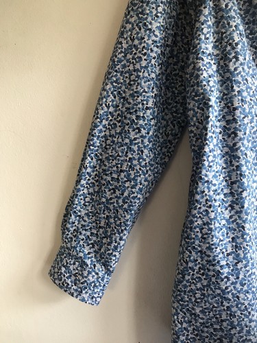 Duluth Trading Blouse Top Blue Color Print Button Long Sleeve Collarless Size M - Picture 4 of 8