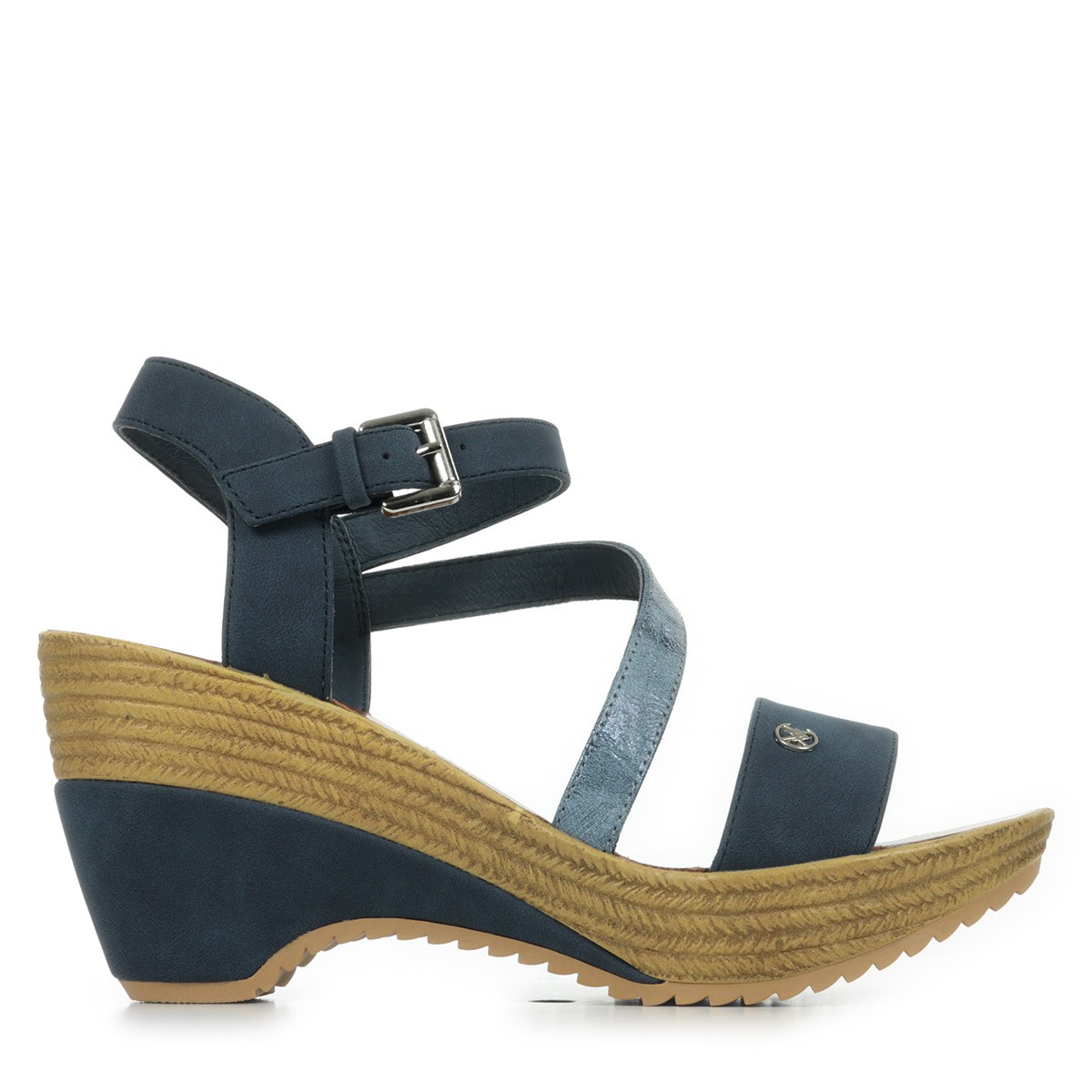 Сандален Чаттавак, Деймен Маэль Блау.