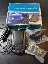 RADIOSHACK 22-1654 X- K- Ka & L, SUPERWIDE RADAR LASER DETECTOR  TESTED WORKS