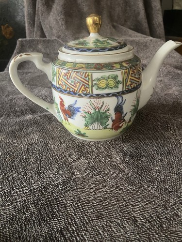 Vintage 1970s Porcelain Tea Pot Hand Painted Gold Luster Floral and Roosters. 7"