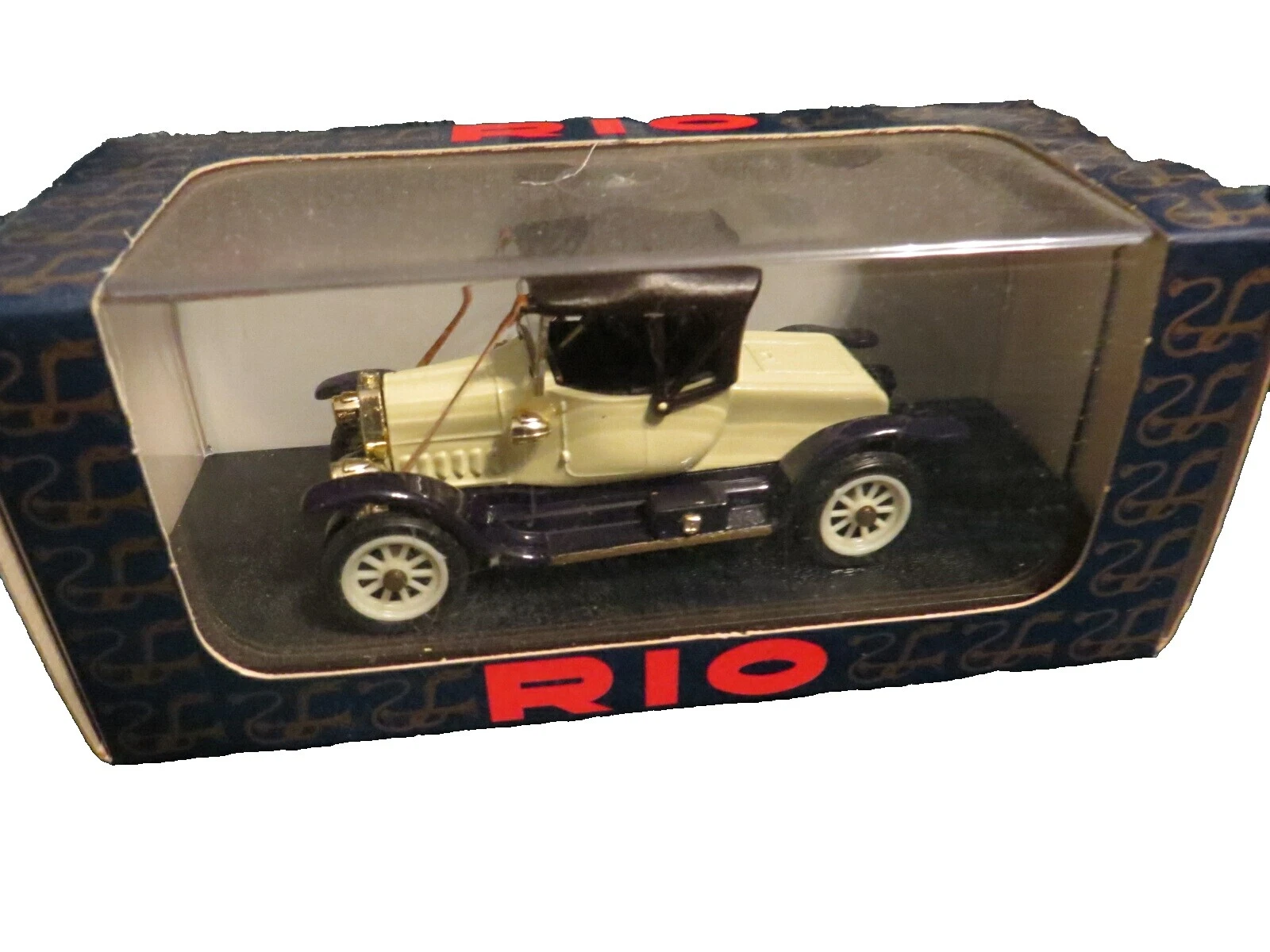 Rio Mercedes-Benz vehículos diecast y de juguete