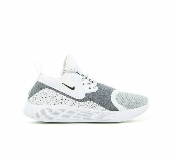 nike lunar essential