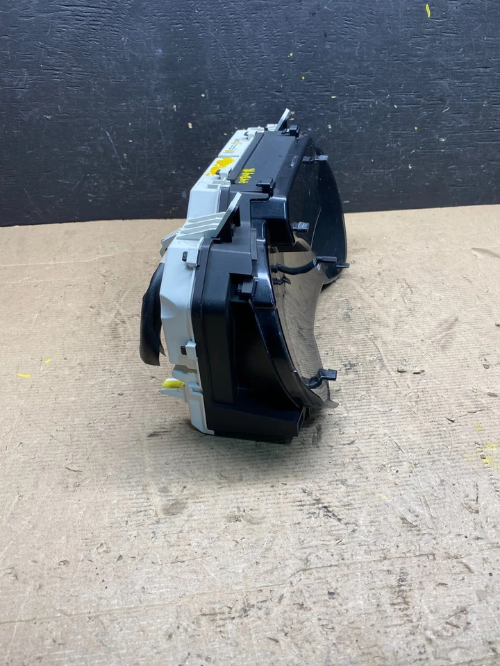 2013 2014 2015 Toyota Avalon Cluster Speedometer N9434 PS - Image 2 of 4