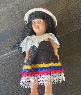 Vintage 3  Girl Doll Dressed in Traditional Clothing Hat Plastic Painted Face