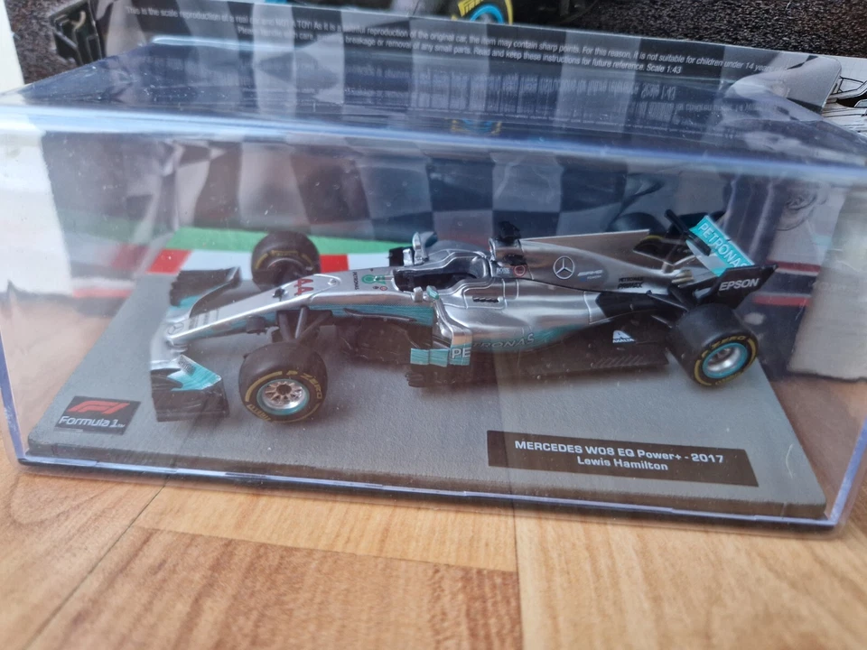 1/43 F1 FORMULA 1 CAR COLLECTION #81 MERCEDES W08 EQ POWER LEWIS HAMILTON 2017 - Image 3 of 3