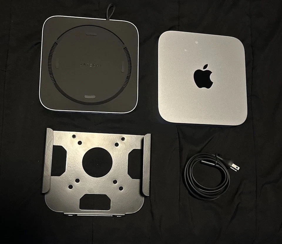 Apple Mac mini 8 GB RAM Apple Desktops 256 GB Hard Drive Capacity