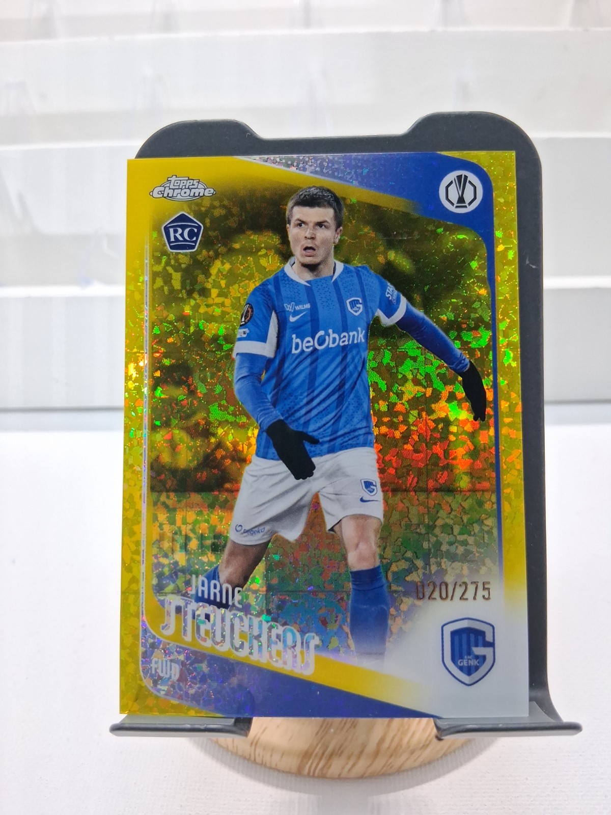 Topps Chrome 2025 Exclusive Pink Pulsar Messi Eze Steuckers Rodrygo Wagner RC view 9